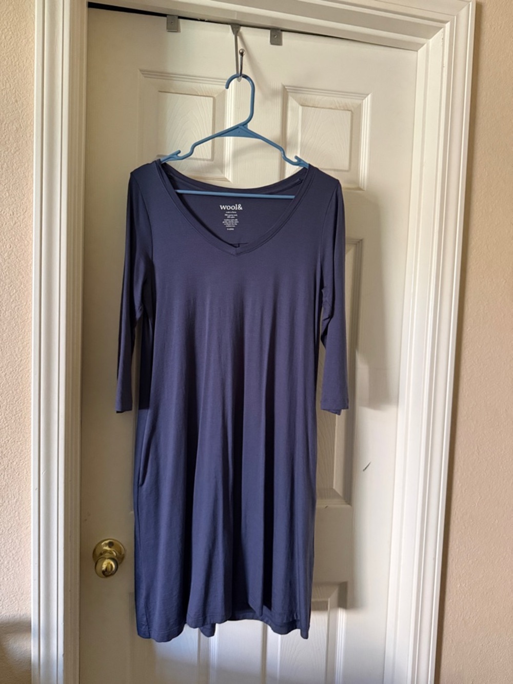 Wool& Women's Long Sleeve V-Neck Navy Midi Dress